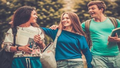 أنواع العلاقات الإجتماعية بين الناس