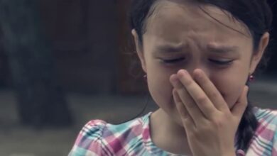 تعامل مع الطفل الباكي