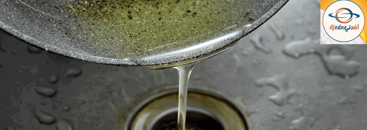 تجنب سكب الزيت أو الطلاء في حوض الغسيل